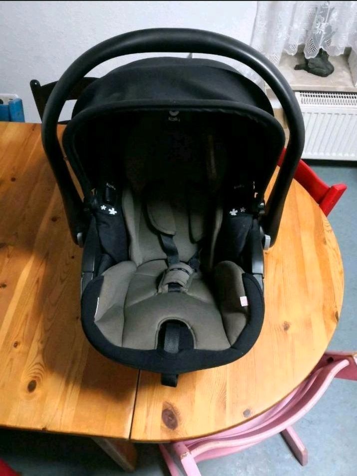 Versand Kindersitz Babyschale Schale Kiddy Evo-Lunafix Isofix) in Hamburg