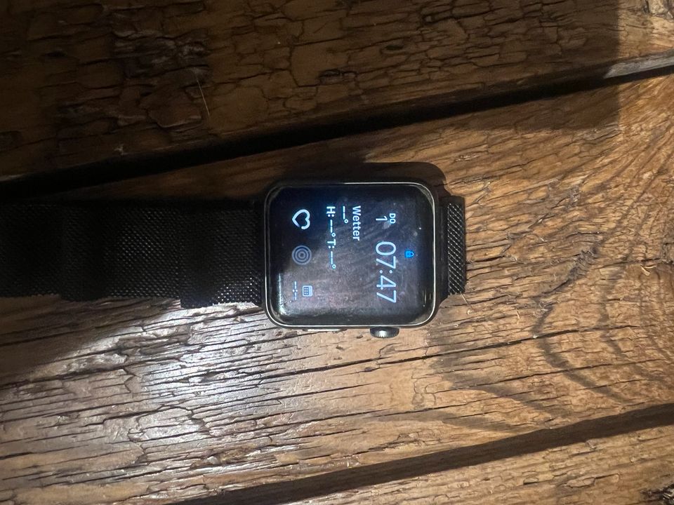 Apple Watch Generation 1 42 mm in Zwickau