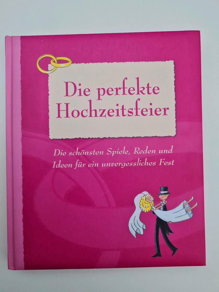 Hochzeit - 4 Zeitschriften / 3 Bücher Paket inkl. Versand in Eisingen