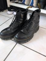 DR Martens Schuhe Rikard 8i Größe 43 neuwertig Nordrhein-Westfalen - Erftstadt Vorschau
