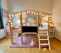 Hausbett von Nature Kid ‚Cory‘ (90x160) mit Rutsche Frankfurt am Main - Westend Vorschau