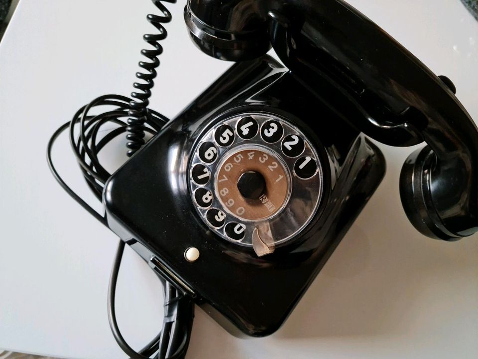 Telefon ☎️  Baujahr 50er Jahre Oldtimer schwarz in Bremen