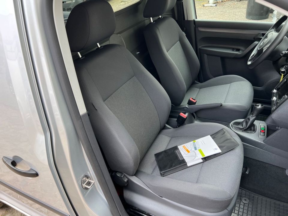 Volkswagen Caddy  Kasten BMT Lieferwagen *Standheizung* in Käbschütztal