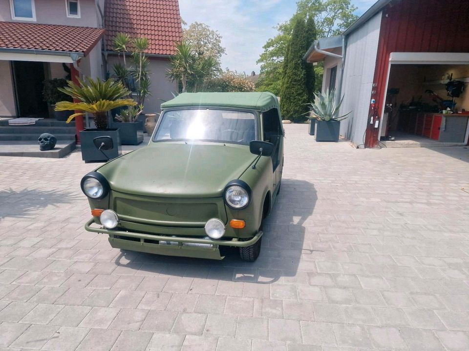 Trabant Kübelwagen 601 A in Waldenburg