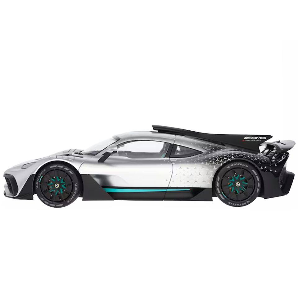 Mercedes AMG ONE (C298) - silver/black Modellauto 1:12 in Driedorf