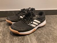 Adidas Sportschuhe Hallenschuhe Nordrhein-Westfalen - Bünde Vorschau