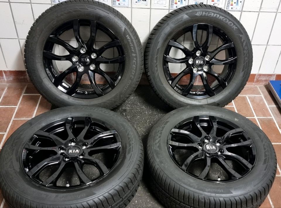 Kia Sportage Magnit 7J x 17 ET47 Winterreifen 225/60 R17 99H RDKS in Lage