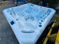 Wellis Malaga Whirlpool Jacuzzi inkl Thermoabdeckung Baden-Württemberg - Erbach Vorschau