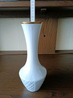 Bareuther Blumenvase weiß mit Goldrand 29cm Nordrhein-Westfalen - Ratingen Vorschau