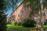 Schck renovierte 2-Zimmer-Wohnung in Kiel mit Balkon Kiel - Gaarden Vorschau
