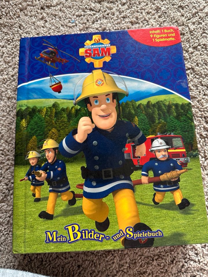 Bilder und Spielebuch Feuerwehrmann Sam in Schkopau
