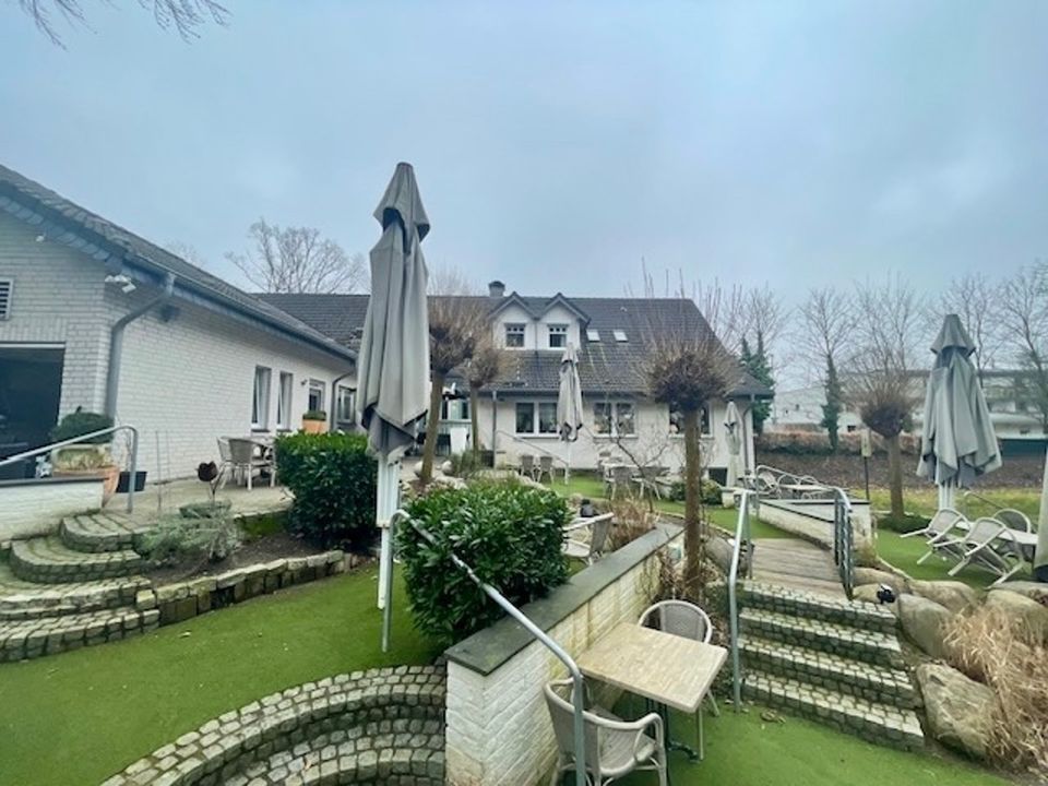 Wunderschönes Restaurant mit großzügiger Betreiberwohnung auf einem herrlichen Grundstück in Wesel