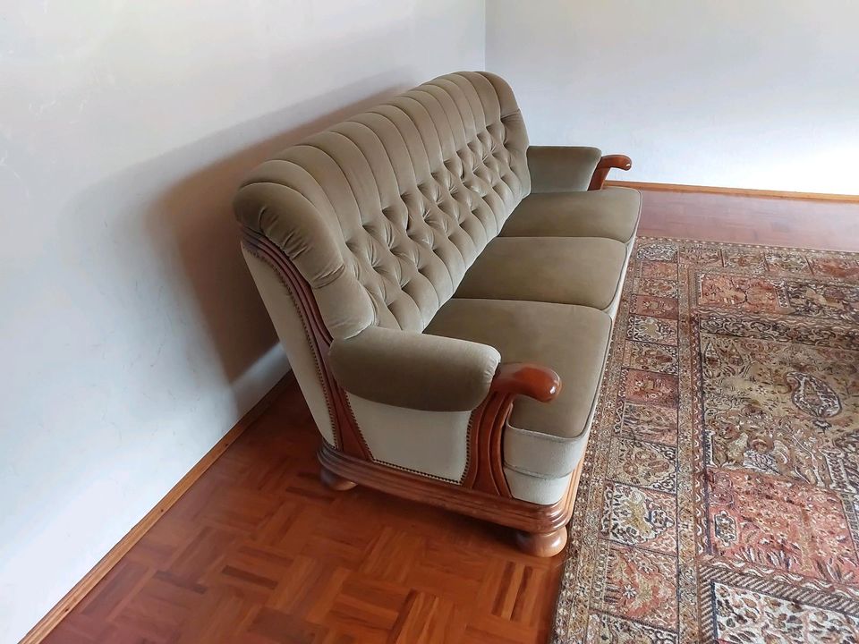 Couch Samt grün 195x80cm in Gelsenkirchen