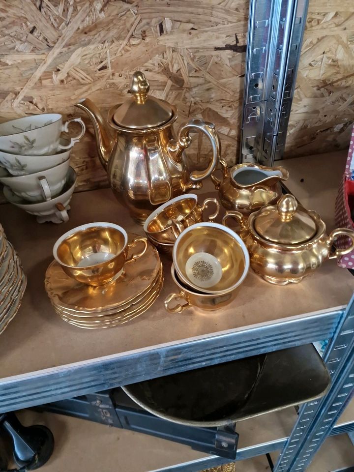 Gold Kaffee Tee Service in Zülpich