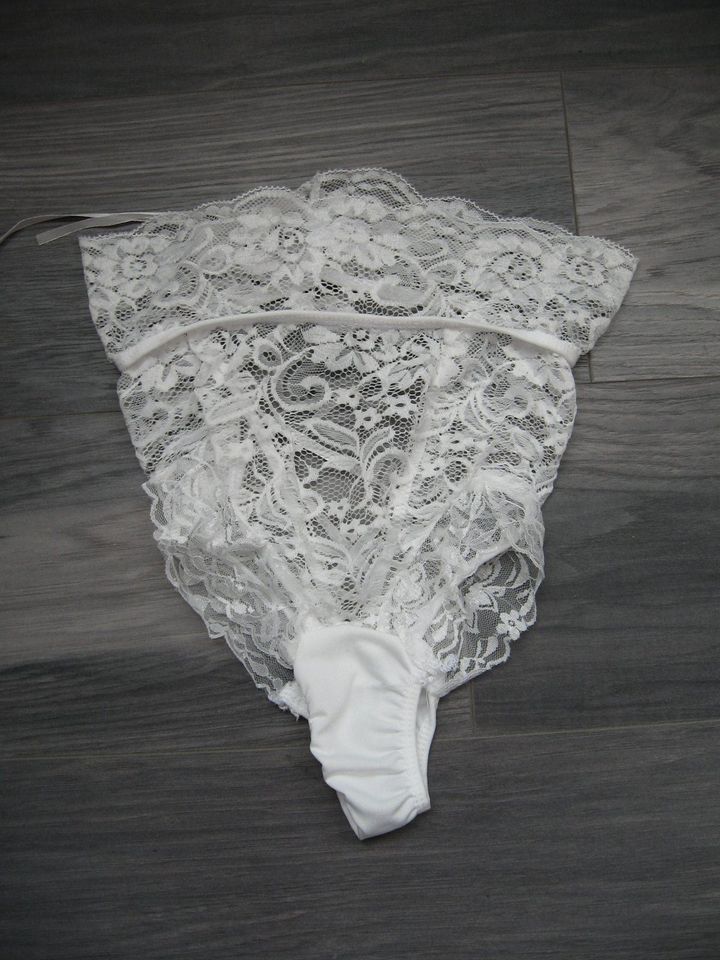 *NEU* Damen Slip Gr 40 Gr 42 in Weiß Spitze mit Schnürung in Neu Ulm