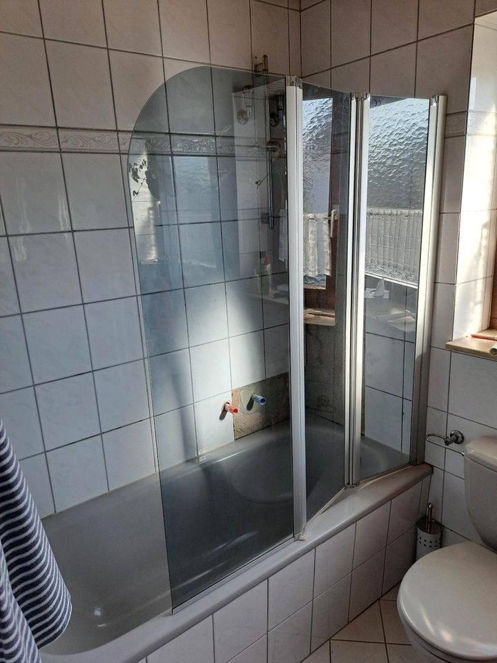 Badewanne Duschwand in Fulda