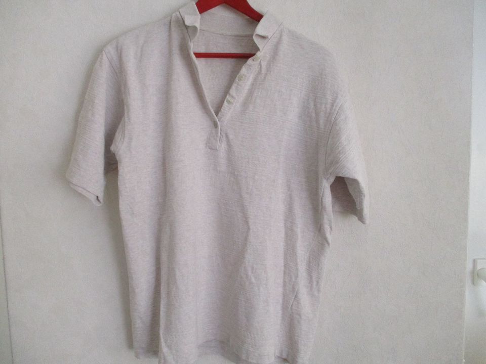 Damen-Poloshirt, hellbeige Stricklock gemustert, Gr. 46, in Hannover