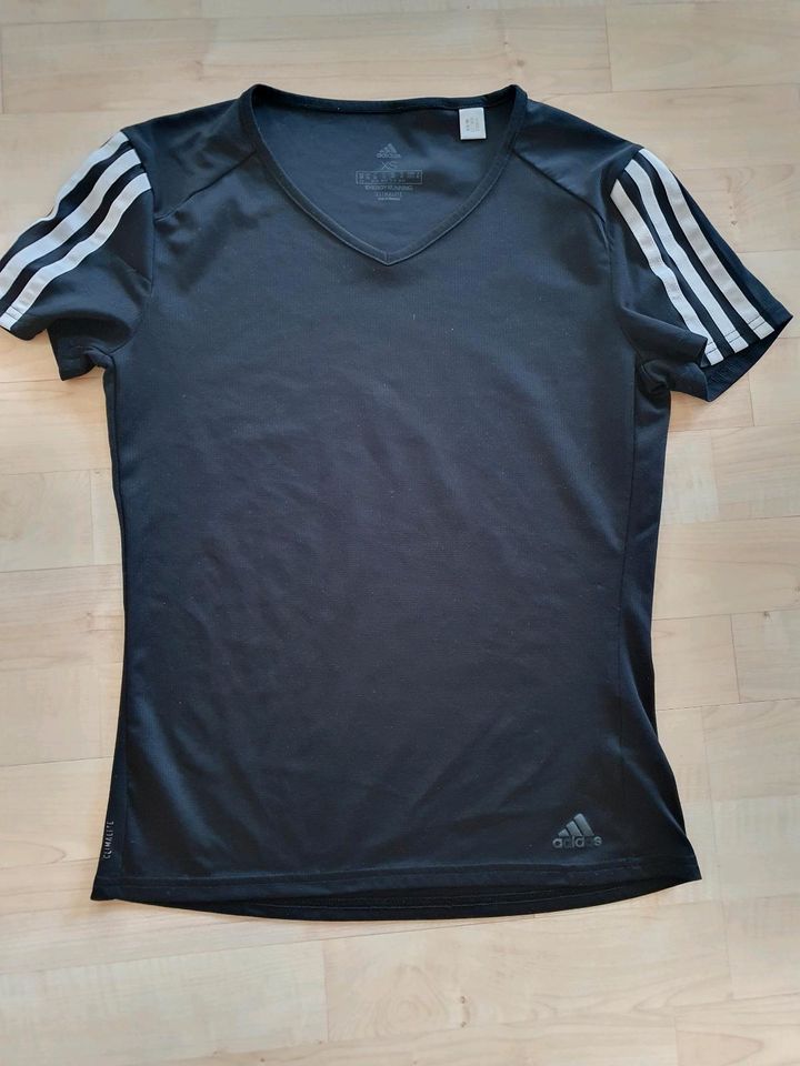 Adidas Damen T-Shirt, Größe XS, schwarz in Birkenfeld b. Marktheidenfeld