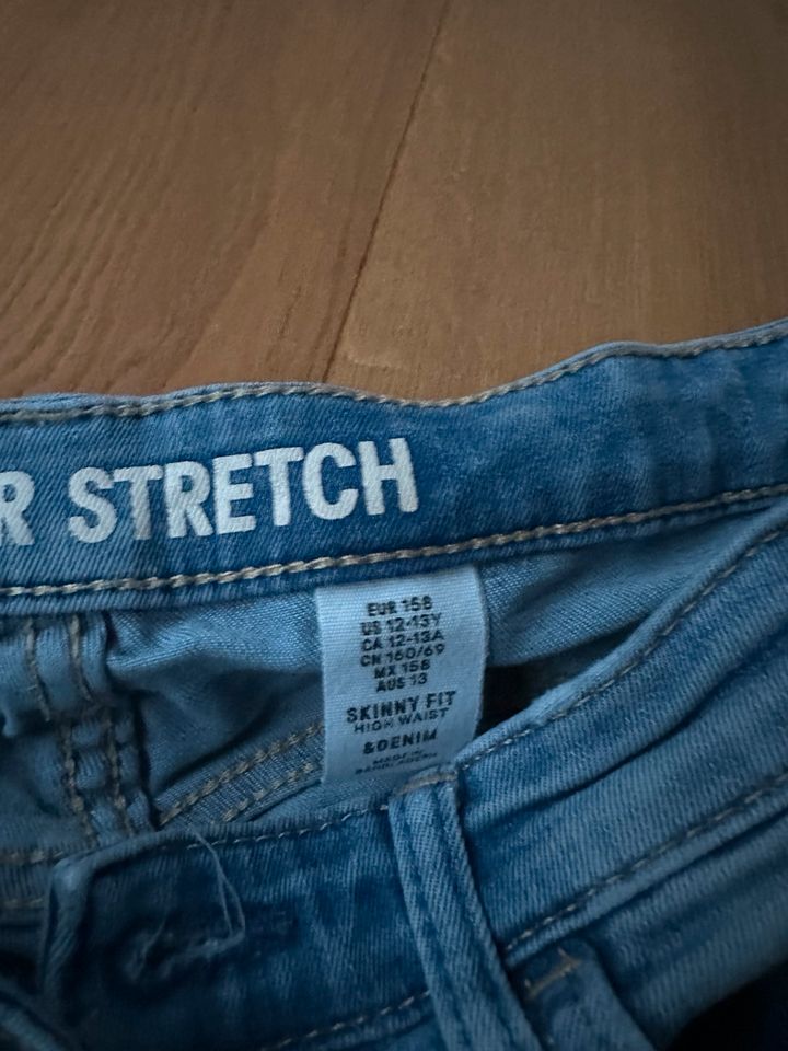 ❤️ H&M Jeans Super Stretch 158 blau ❤️ in Eschweiler