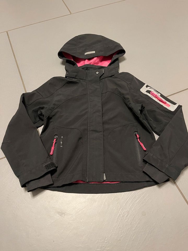 Jacke Icepeak Gr. 116 in Leonberg