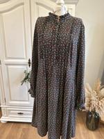 Summum Kleid neuwertig 34 xs grau rot Schleswig-Holstein - Flensburg Vorschau