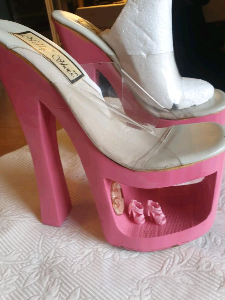 Pink Schuhe in Wiesbaden