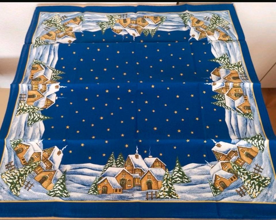 Weihnachtstischdecken. NEU  78X78 cm. in Sindelfingen