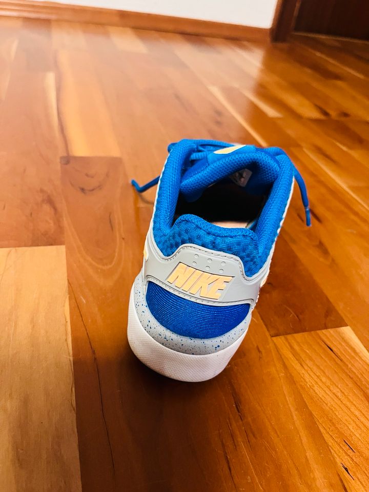 Nike Schuhe 38 wie neu in Dötlingen