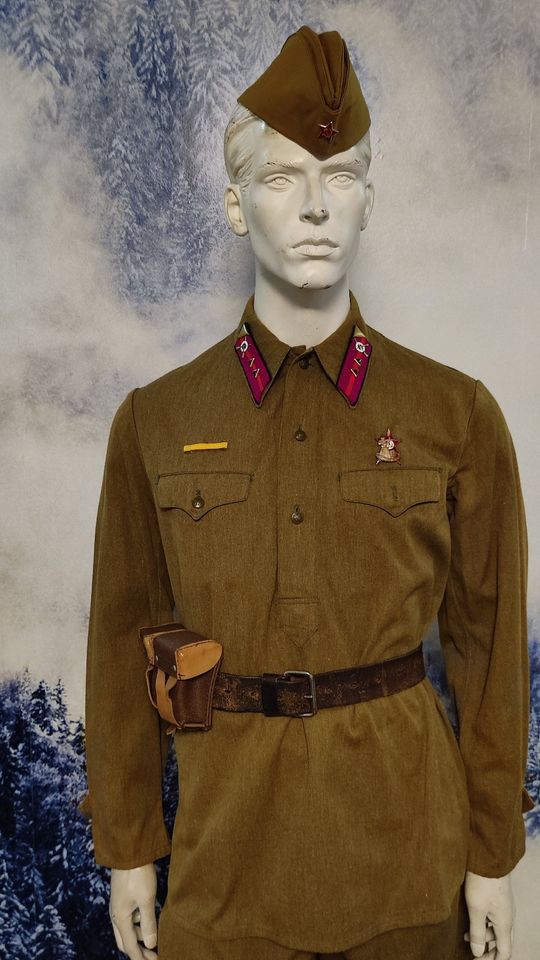 UdSSR / Russische Uniform 2 WK / RKKA Nr. 2/1 in Moers