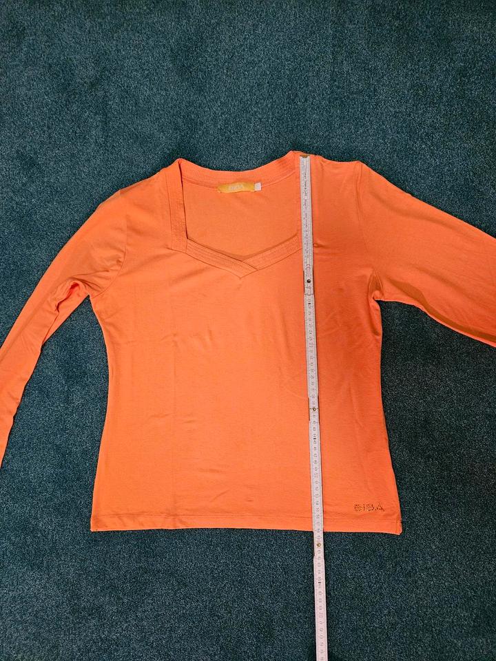 BIBA T-Shirt Langarm neuwertig in orange Gr. 1 ca 38 Langarmshirt in Xanten