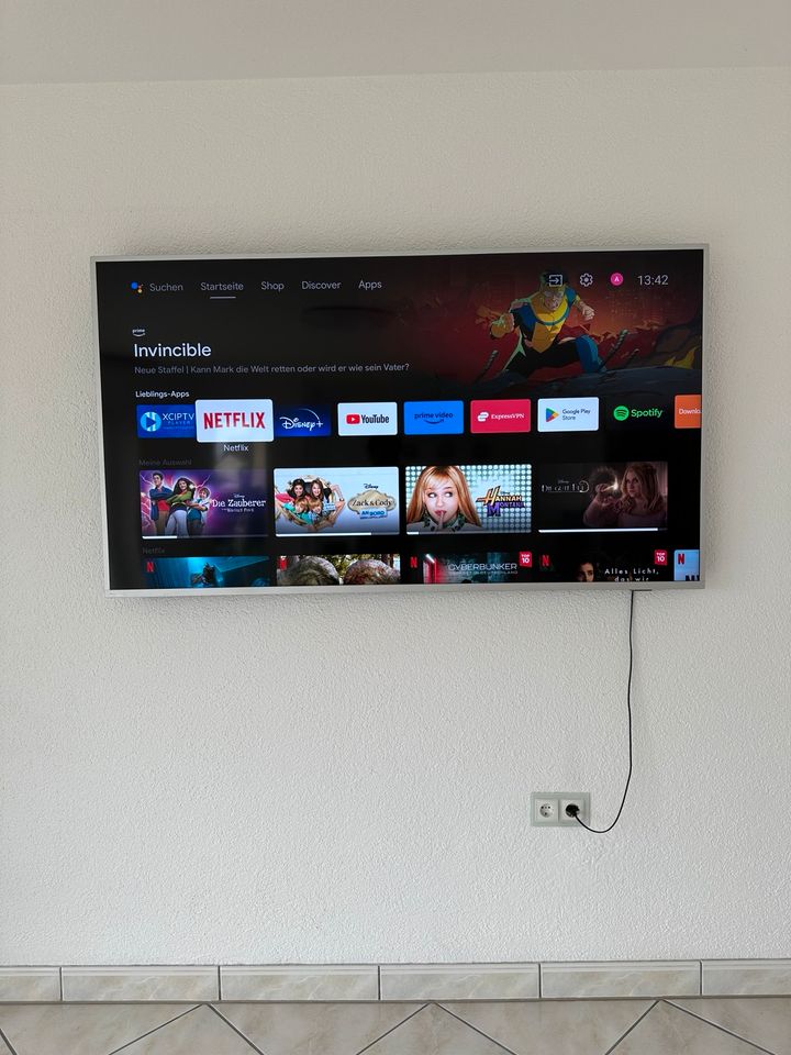 Philips 4K UHD Smart TV / Android TV mit Ambilight / 70 Zoll in Frankenthal (Pfalz)