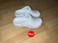 WOZ? Clogs Gartenclogs Wasserschuhe 37 Rot Weiß Schwarz Silber Rheinland-Pfalz - Grünstadt Vorschau