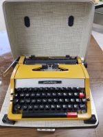 Privileg alte Schreibmaschine im Koffer Niedersachsen - Holzminden Vorschau