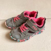 Fila Turnschuh Sportschuh grau pink Camouflage Gr. 29 Nordwestmecklenburg - Landkreis - Lützow Vorschau