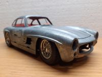 Bburago Mercedes 300 SL 1:18 Nordrhein-Westfalen - Rheda-Wiedenbrück Vorschau