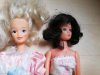 2 alte Barbie Puppen Bayern - Schierling Vorschau