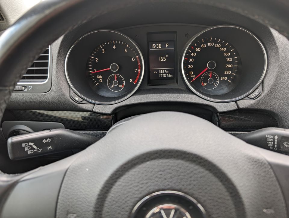 Volkswagen Golf VI Comfortline 1.6 102PS DSG Automatik in Lengefeld