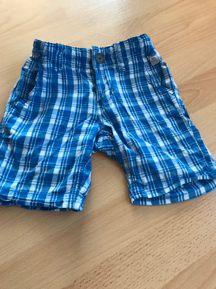 Petrol Industries kurze Hose Bermuda Shorts 104 blau weiß k in Sulzbach an der Murr