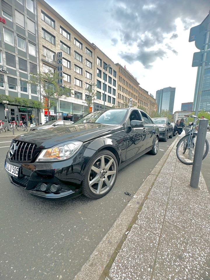 Mercedes c250 in Schmitten