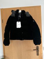 Moncler Winterjacke Damen Gr. 36/0 schwarz Glitzer Puffer Jacket Niedersachsen - Edemissen Vorschau