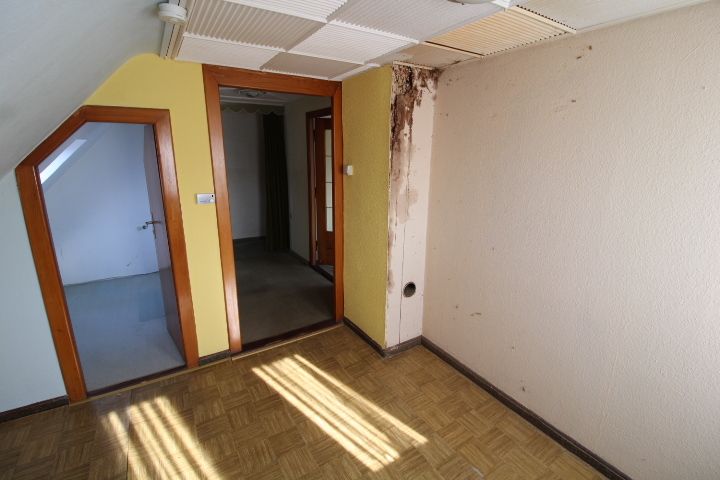 Sanierungsbedürftiges Wohnhaus für Handwerker/Bastler in Wittmund