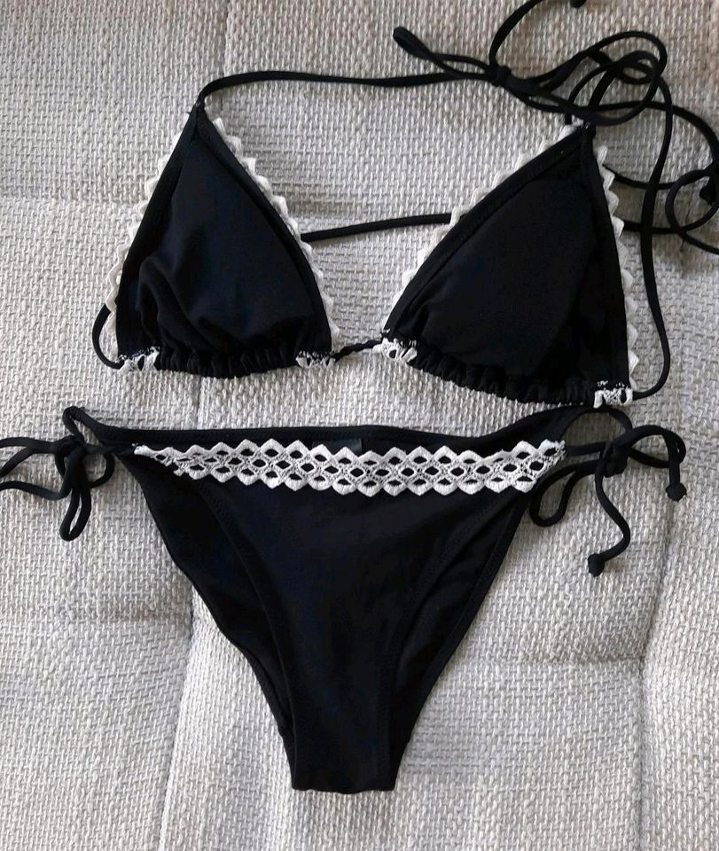 5 x Bikini 's Buffalo u. a. Je 12 Euro in Lüneburg