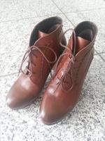 JOOP!_LUXUS Stiefeletten Stiefel_KALBLEDER_cognac_39,5_NEUW. Baden-Württemberg - Beilstein Vorschau