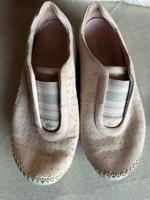 Ballerinas  Loafer Schlupfschuhe Lacoste rosa Gr. 38,5 Hessen - Wöllstadt Vorschau
