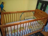 Babybett umbaubar zum Juniorbett mit 2 Matratzen und Zubehör Bayern - Altenstadt an der Waldnaab Vorschau