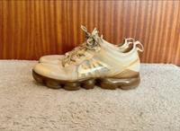 goldene Nike Vapormax Stuttgart - Möhringen Vorschau