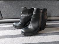 Schwarze Stiefelette von Nina Peretti 39 mit Reißverschluss Kr. München - Oberschleißheim Vorschau