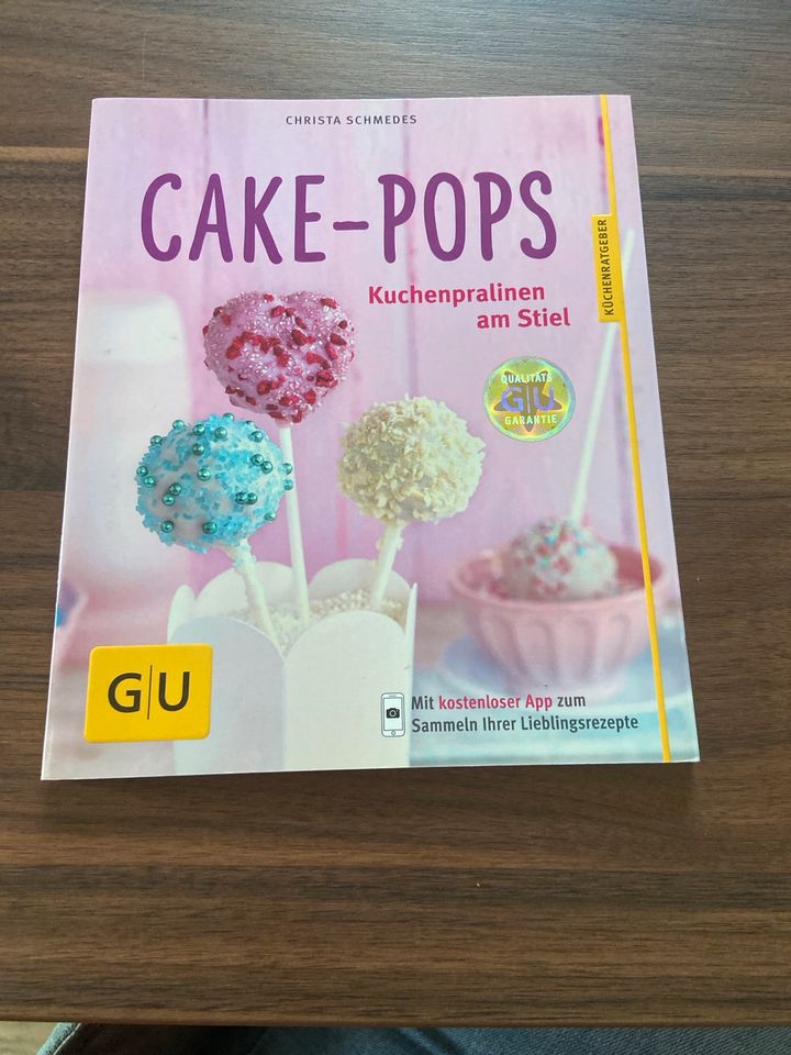 Backbuch „Cake-Pops“ von GU in Heilbronn