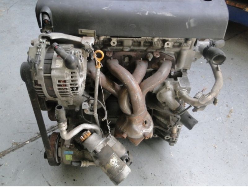 Motor 2.5 QR25 NISSAN X-TRAIL 61TKM KOMPLETT IMPORT JAPAN in Berlin