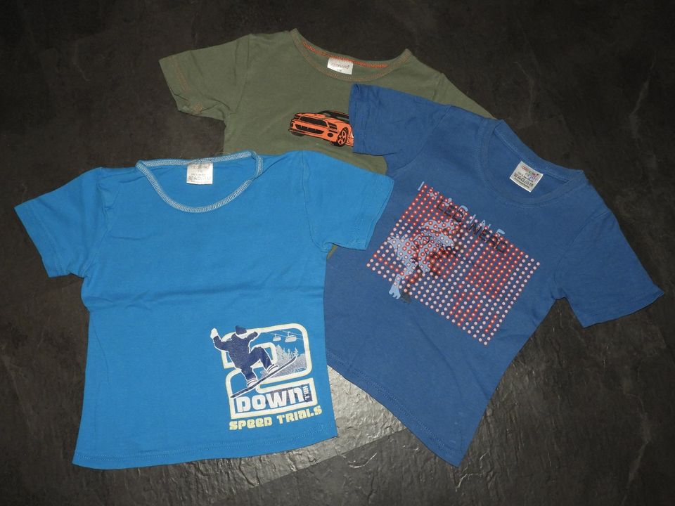 3 Unterhemden T-Shirts Gr. 116 von Pocopiano in Berlin